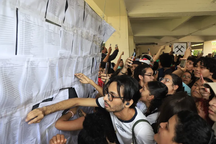 Festa! Veja galeria de imagens com a comemoração dos calouros da UFPA