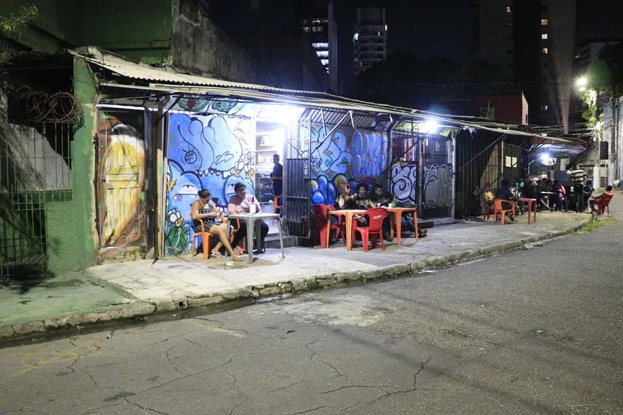 Boteco, esquina e memória além do cartão-postal: uma Belém para conhecer a pé