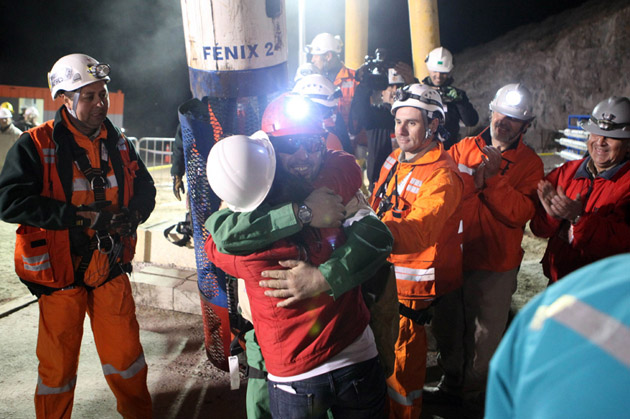 
        
            Resgate dos mineiros soterrados no Chile
        
    