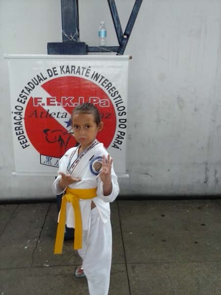 
        
            DOL homenageia seus internautas mirins 
        
    