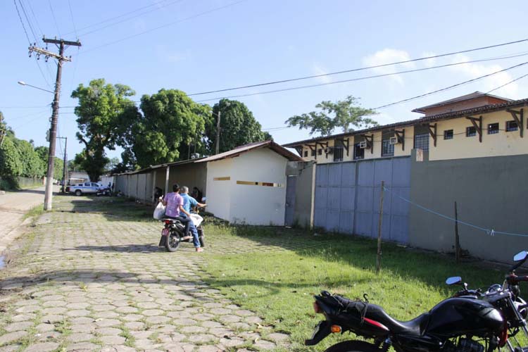 
        
            Após negociação, termina rebelião no PEM I
        
    