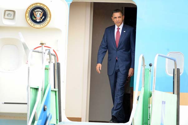 
        
            Imagens da chegada de Obama ao Brasil
        
    