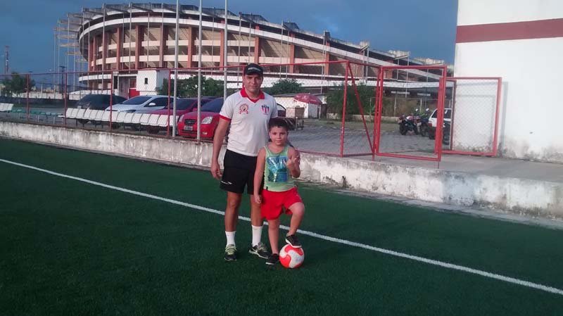 
        
            DOL homenageia seus internautas mirins 
        
    