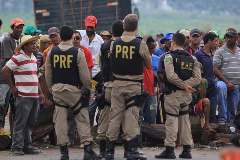 
        
            MST libera o trânsito na rodovia BR-155, em Marabá
        
    