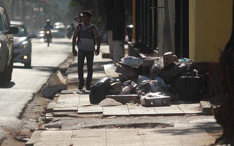 
        
            Parauapebas padece com descaso do poder público
        
    