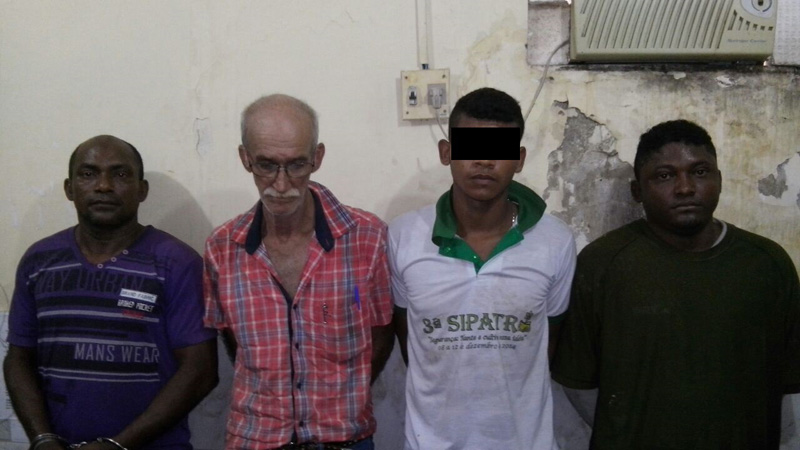 
        
            Idoso é preso por planejar sequestro de ex
        
    