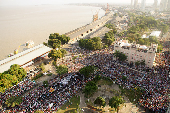 
        
            Mais imagens da Festa da Fé
        
    