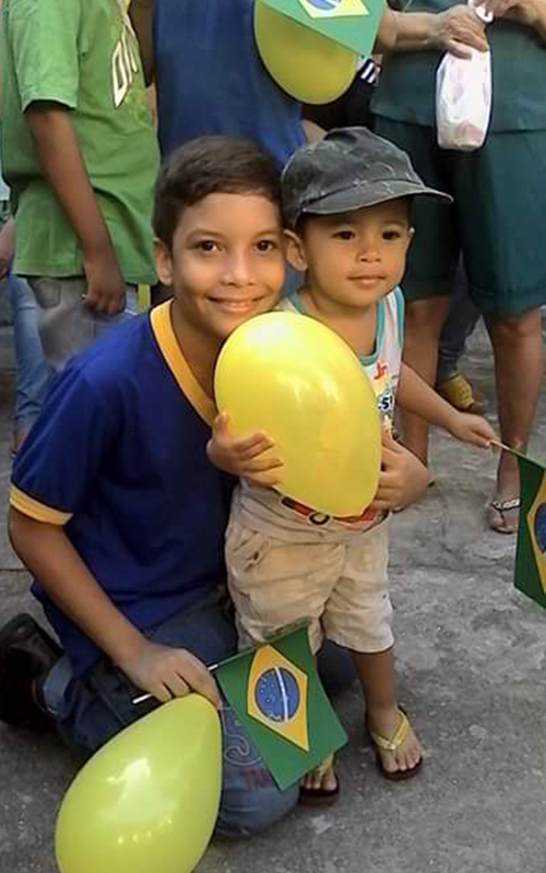 
        
            DOL homenageia seus internautas mirins 
        
    