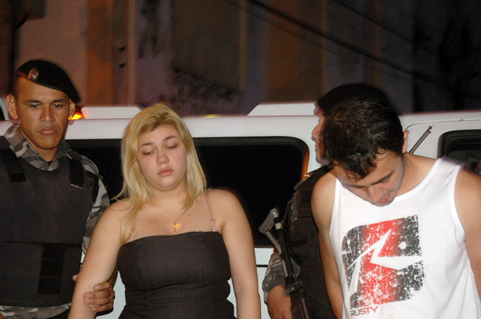 
        
            Polícia captura mais 4 assaltantes de edifício
        
    