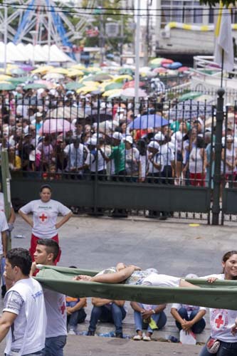 
        
            Cerca de 12 mil voluntários da Cruz Vermelha atuarão no Círio
        
    