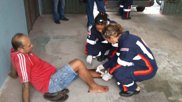 
        
            Torno cai em cima de perna de pescador
        
    