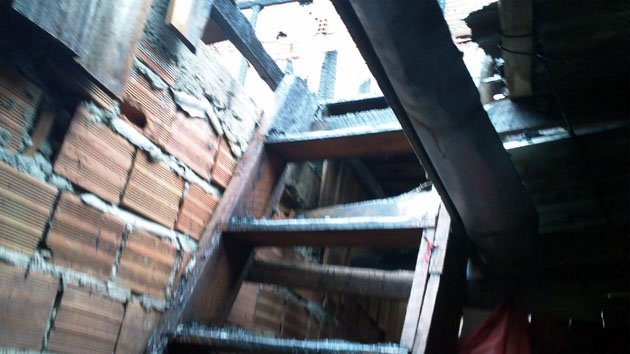 
        
            Incêndio destrói residência na Sacramenta
        
    