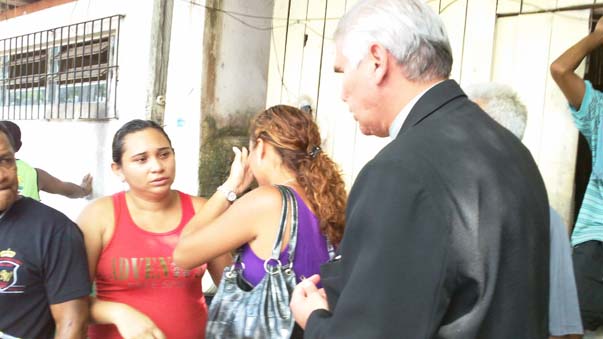
        
             Duas pessoas são mortas no bairro da Cremação
        
    