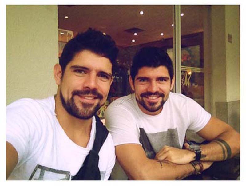 
        
            Veja imagens de Diego e Tiago Homci
        
    