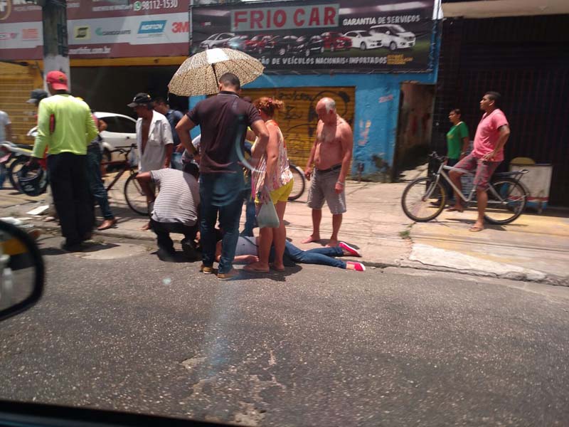
        
            Passageiro é baleado e outros 4 se jogam de ônibus
        
    