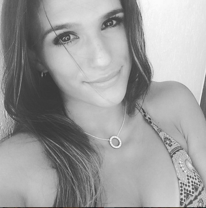 
        
            Jade Barbosa pode posar nua
        
    