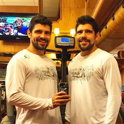 
        
            Veja imagens de Diego e Tiago Homci
        
    