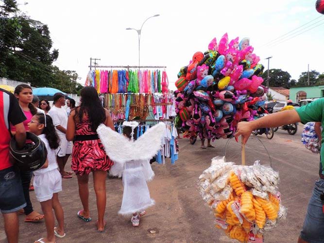 
        
        
            Santa Izabel celebra sua padroeira
        
    