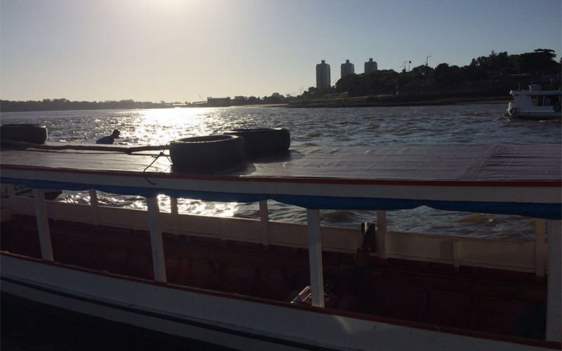 
        
            Barco pesqueiro naufraga após colidir com embarcação
        
    