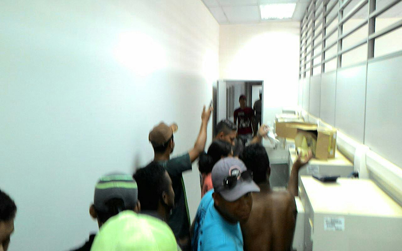 
        
            Pânico durante assalto a banco em Moju
        
    