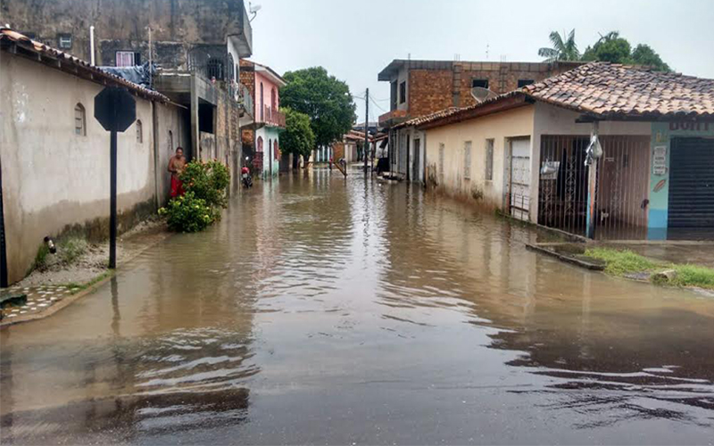 
        
        
            Alagamentos castigam Belém e interior do Pará
        
    