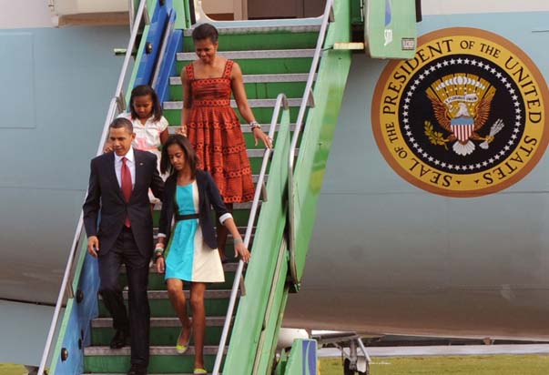 
        
            Imagens da chegada de Obama ao Brasil
        
    