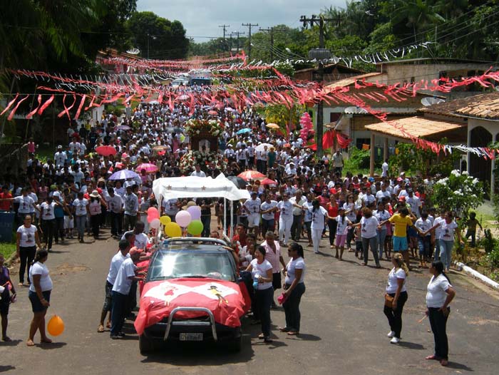 
        
            Fiéis celebram São Vicente Férrer em Inhangapi
        
    