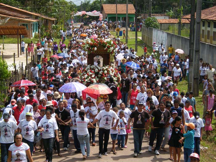 
        
            Fiéis celebram São Vicente Férrer em Inhangapi
        
    