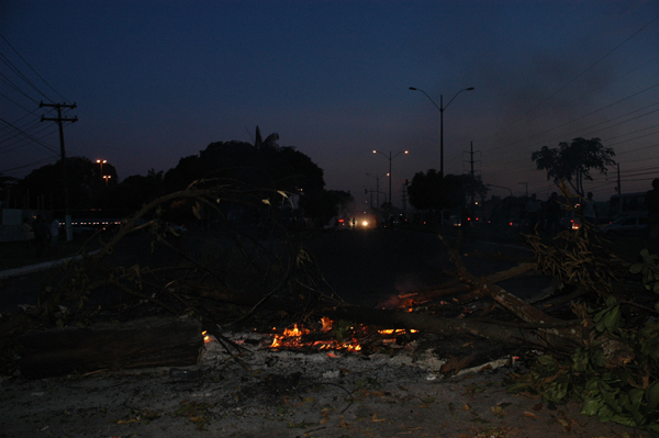 
        
            Protesto na Rod. Augusto Montenegro - 09 de Agosto
        
    