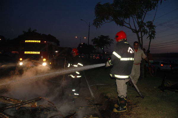 
        
            Protesto na Rod. Augusto Montenegro - 09 de Agosto
        
    