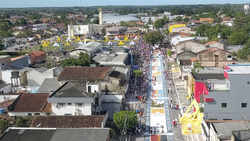 
        
            Capanema mantém tradição dos tapetes de Corpus Christi
        
    