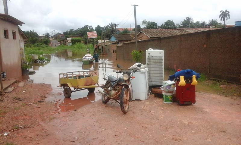
        
            Enchente em Anapu dificulta vida da população local
        
    