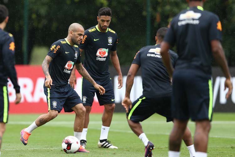 
        
        
            Antes da viagem para o Peru, seleção brasileira treina em MG
        
    