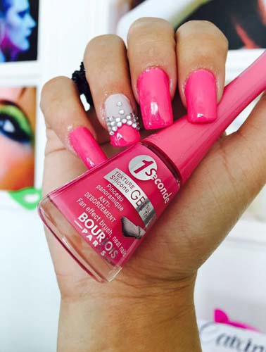 
        
            Conheça as tendências de unhas para o verão
        
    