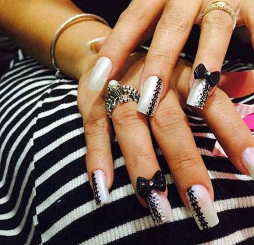 
        
            Conheça as tendências de unhas para o verão
        
    