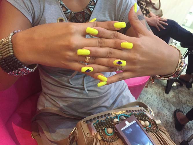 
        
            Conheça as tendências de unhas para o verão
        
    