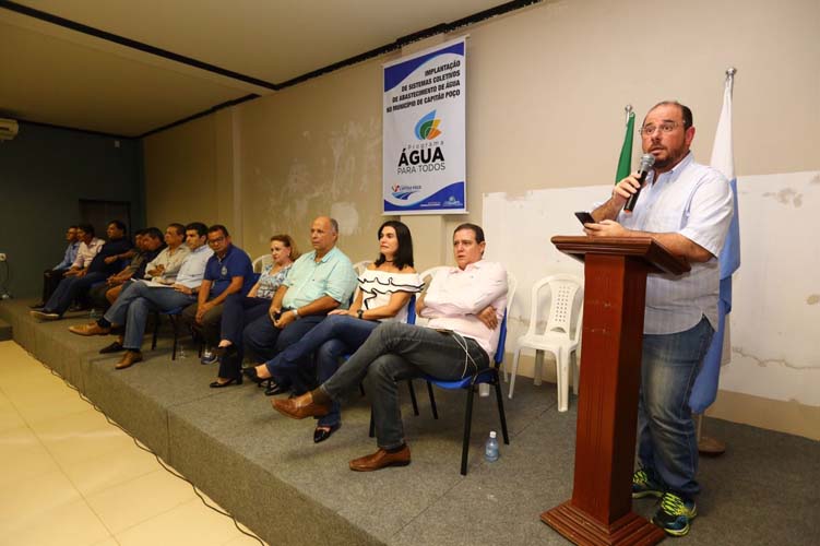 
        
            Helder libera R$ 6,8 milhões para o abastecimento de água
        
    