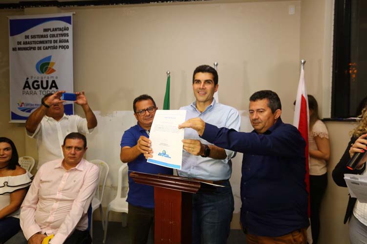 
        
            Helder libera R$ 6,8 milhões para o abastecimento de água
        
    