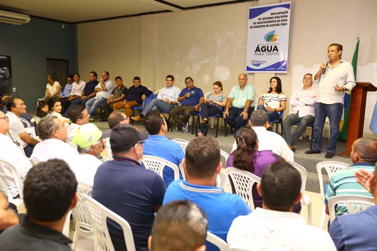 
        
            Helder libera R$ 6,8 milhões para o abastecimento de água
        
    