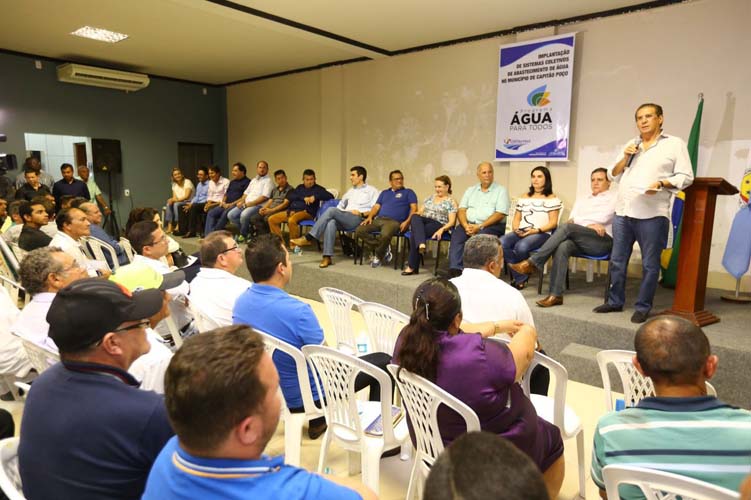 
        
            Helder libera R$ 6,8 milhões para o abastecimento de água
        
    