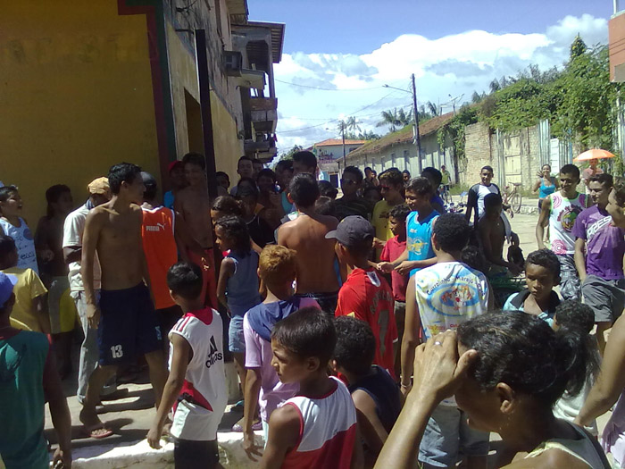 
        
            Moradores fazem quebra-quebra em Curralinho
        
    