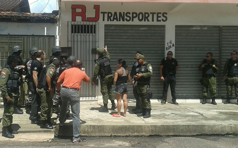 
        
            Cinco pessoas são feitas reféns por quatro horas em Castanhal
        
    