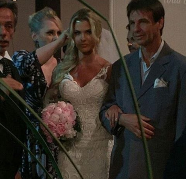 
        
            Veja fotos do casamento de Gusttavo Lima e Andressa Suita
        
    