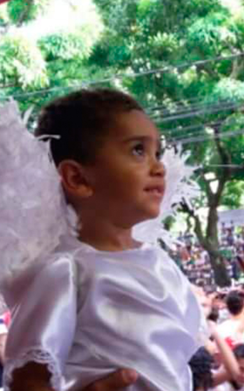 
        
            DOL homenageia seus internautas mirins 
        
    