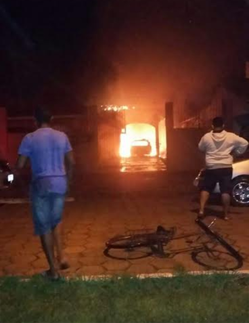 
        
            Fórum em Concórdia é alvo de incêndio
        
    