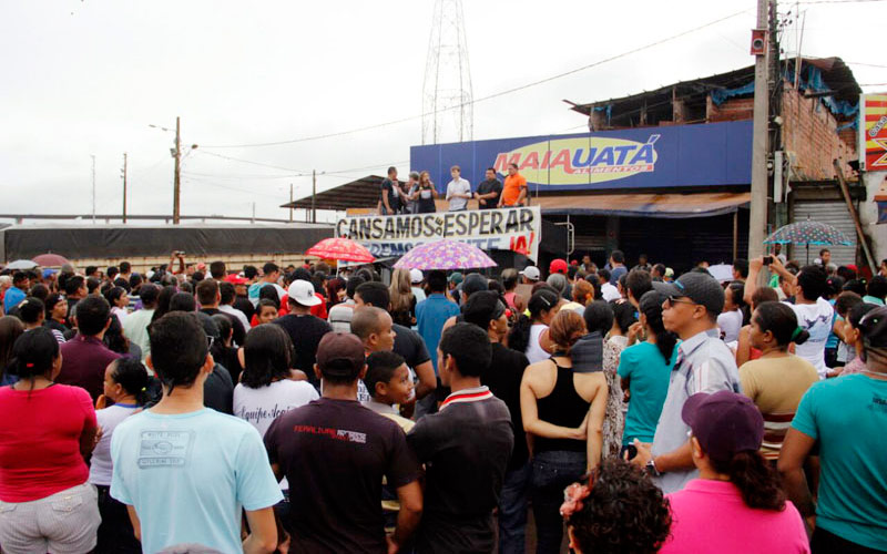 
        
            População paraense protesta contra demora em obras de ponte
        
    