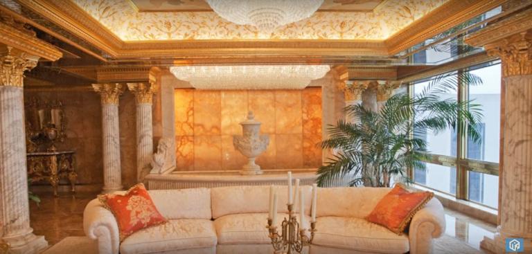 
        
        
            Conheça o apartamento coberto de ouro e mármore de Trump em NY
        
    