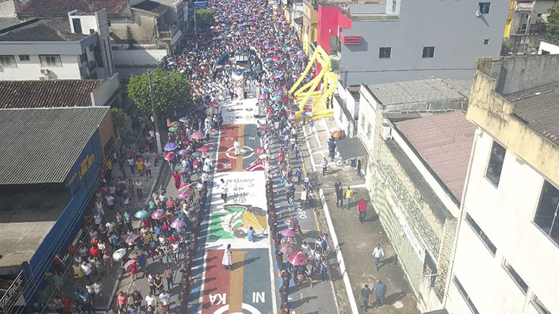 
        
            Capanema mantém tradição dos tapetes de Corpus Christi
        
    