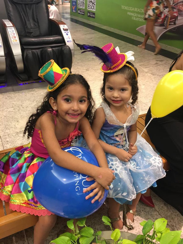 
        
            Carnaval do DOL: internautas mirins ganham galeria
        
    