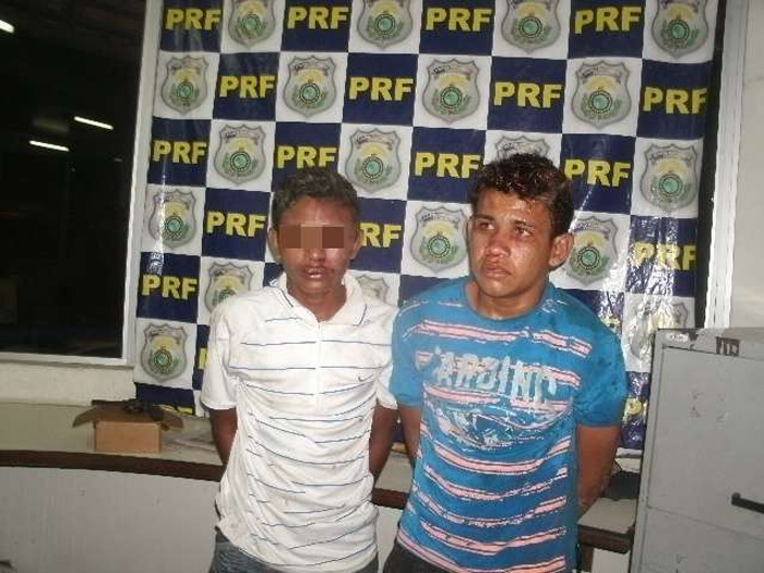 
        
            Homem é apreendendido com arma e munições 
        
    